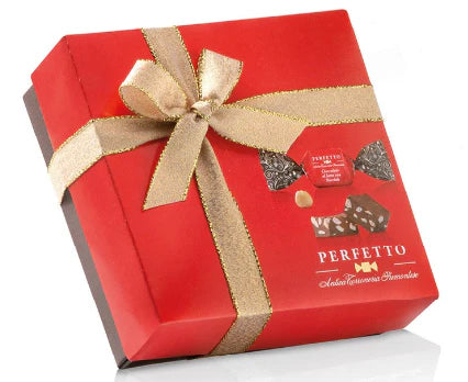 MILK CHOCOLATE PRALINES WITH HAZELNUTS- 125 g (Approx 9 pieces per box)