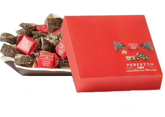 MILK CHOCOLATE PRALINES WITH HAZELNUTS- 125 g (Approx 9 pieces per box)
